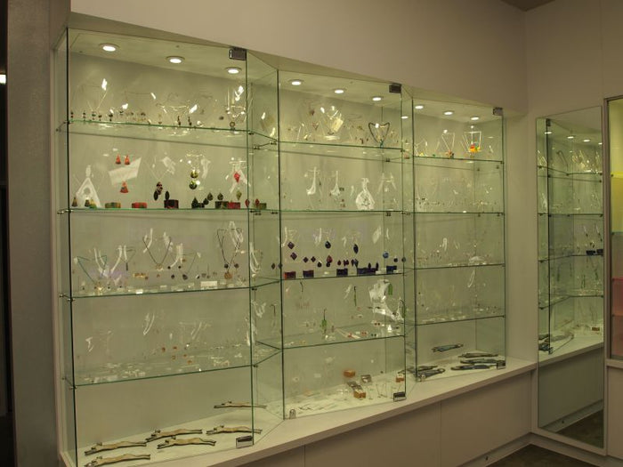 Creating Connections: Glass Showcases as Bridges to the Past - Display Cabinets Direct