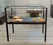 Bravura Modular MU120F Display Showcase - Display Cabinets Direct