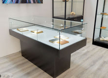 Bravura MU180TU Display Showcase - Display Cabinets Direct
